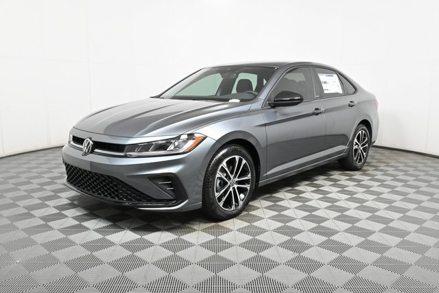 2025 Volkswagen Jetta 1.5T Sport photo 2