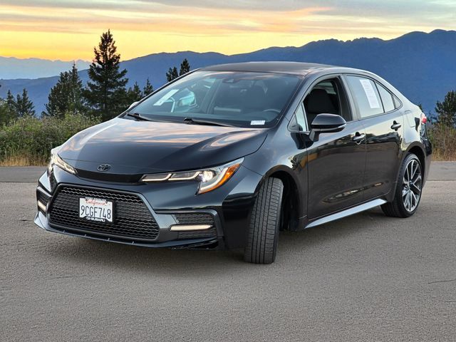 2022 Toyota Corolla SE photo 4