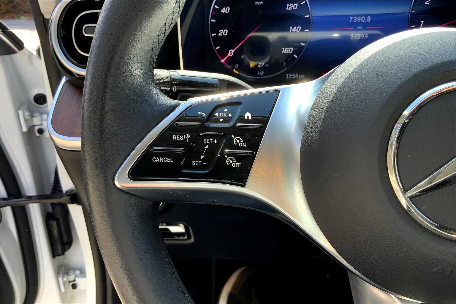 2022 Mercedes Benz C 300 photo 21