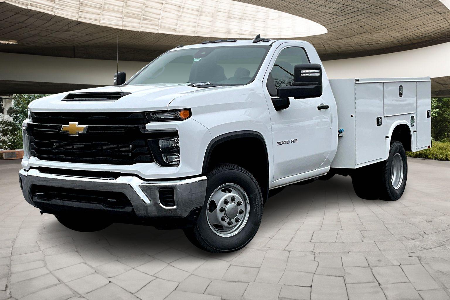 2025 Chevrolet Silverado 3500HD Work Truck's photo