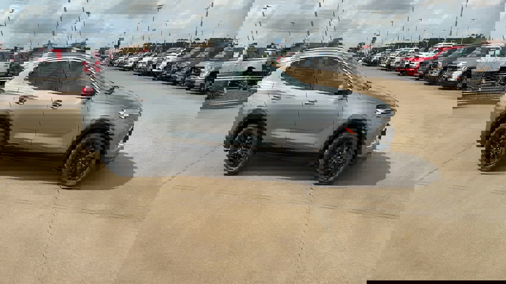2025 Buick Encore GX Sport Touring photo 9