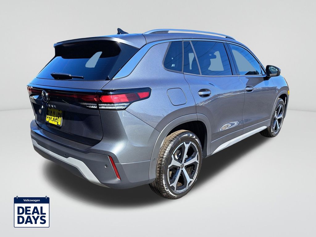 2025 Volkswagen Tiguan SE photo 3