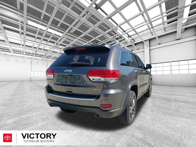 2017 Jeep Grand Cherokee Limited photo 2