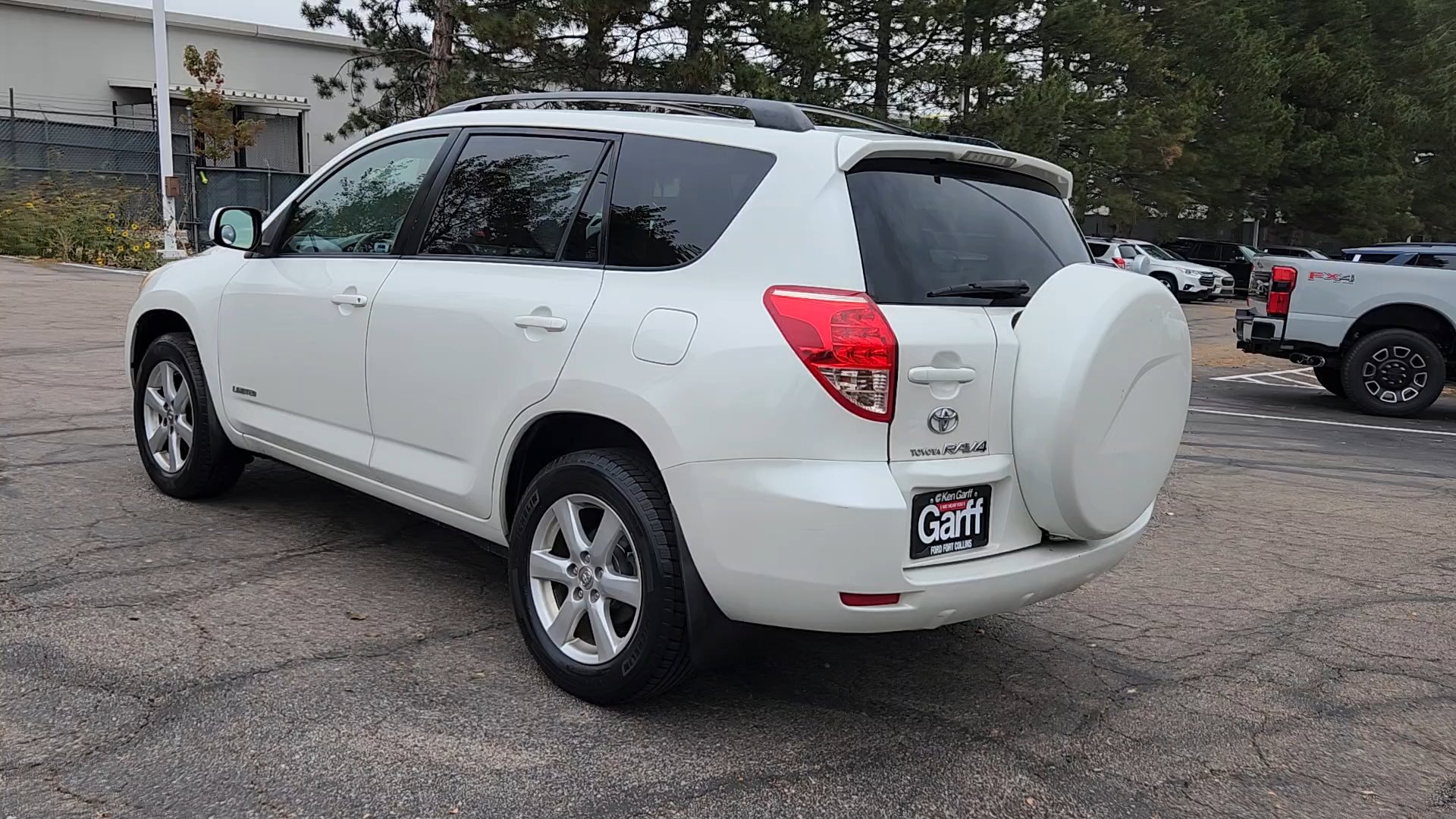 2008 Toyota RAV4 Limited photo 4