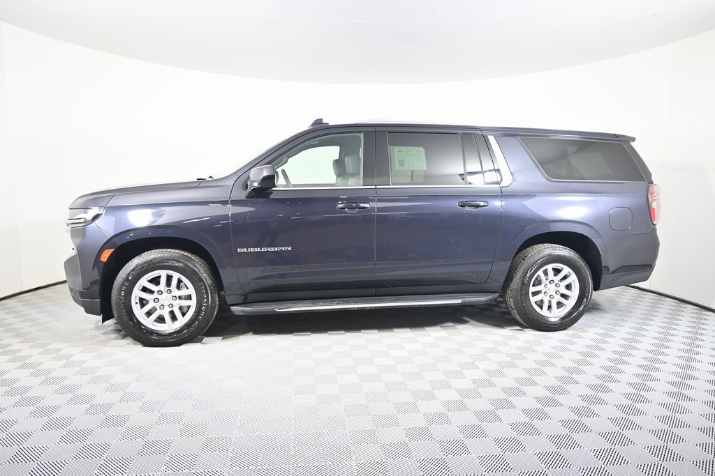 Used 2022 Chevrolet Suburban LT with VIN 1GNSKCKD8NR184313 for sale in Forest Lake, Minnesota