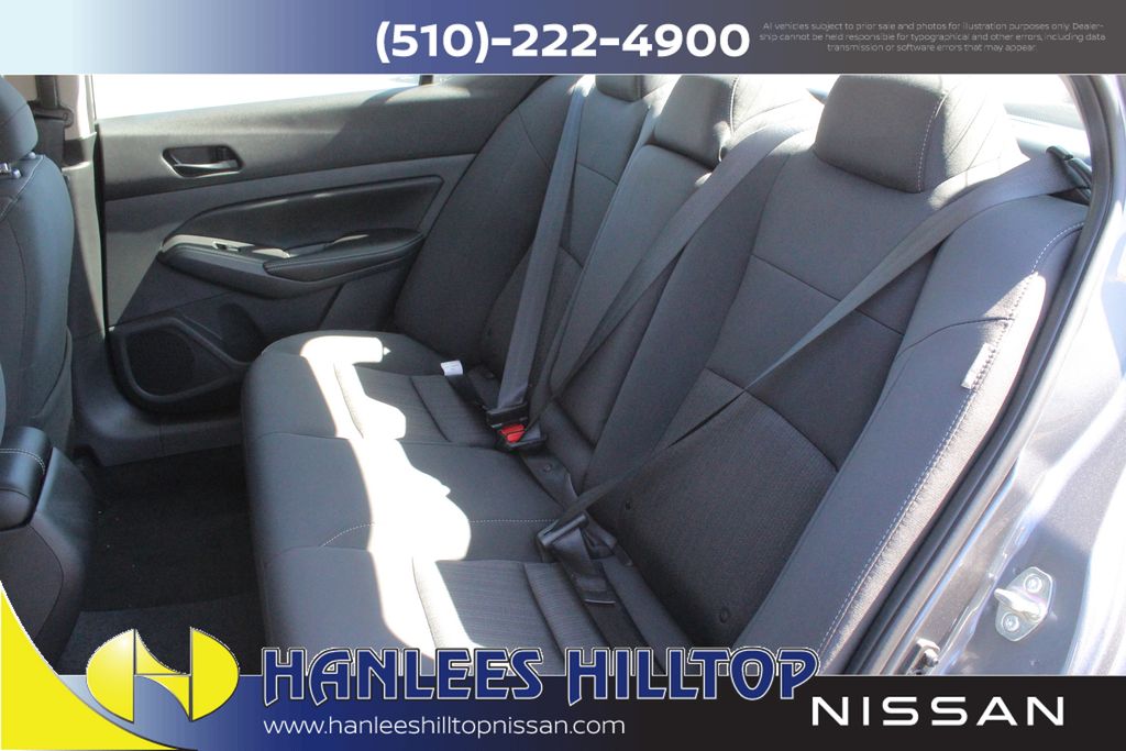 2025 Nissan Altima 2.5 SV photo 13