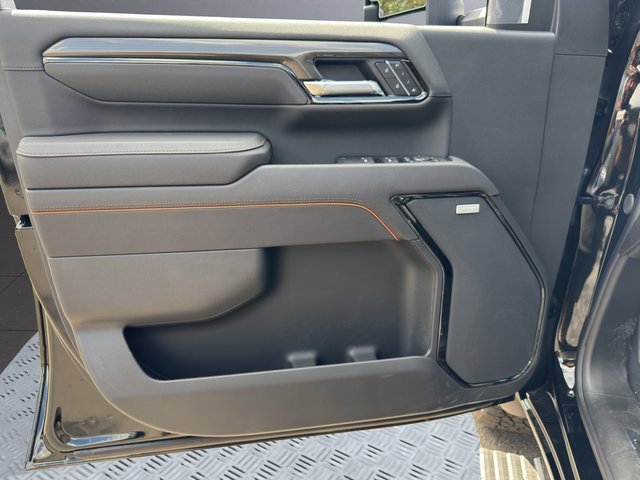 2025 Gmc Sierra 3500 HD AT4 photo 13
