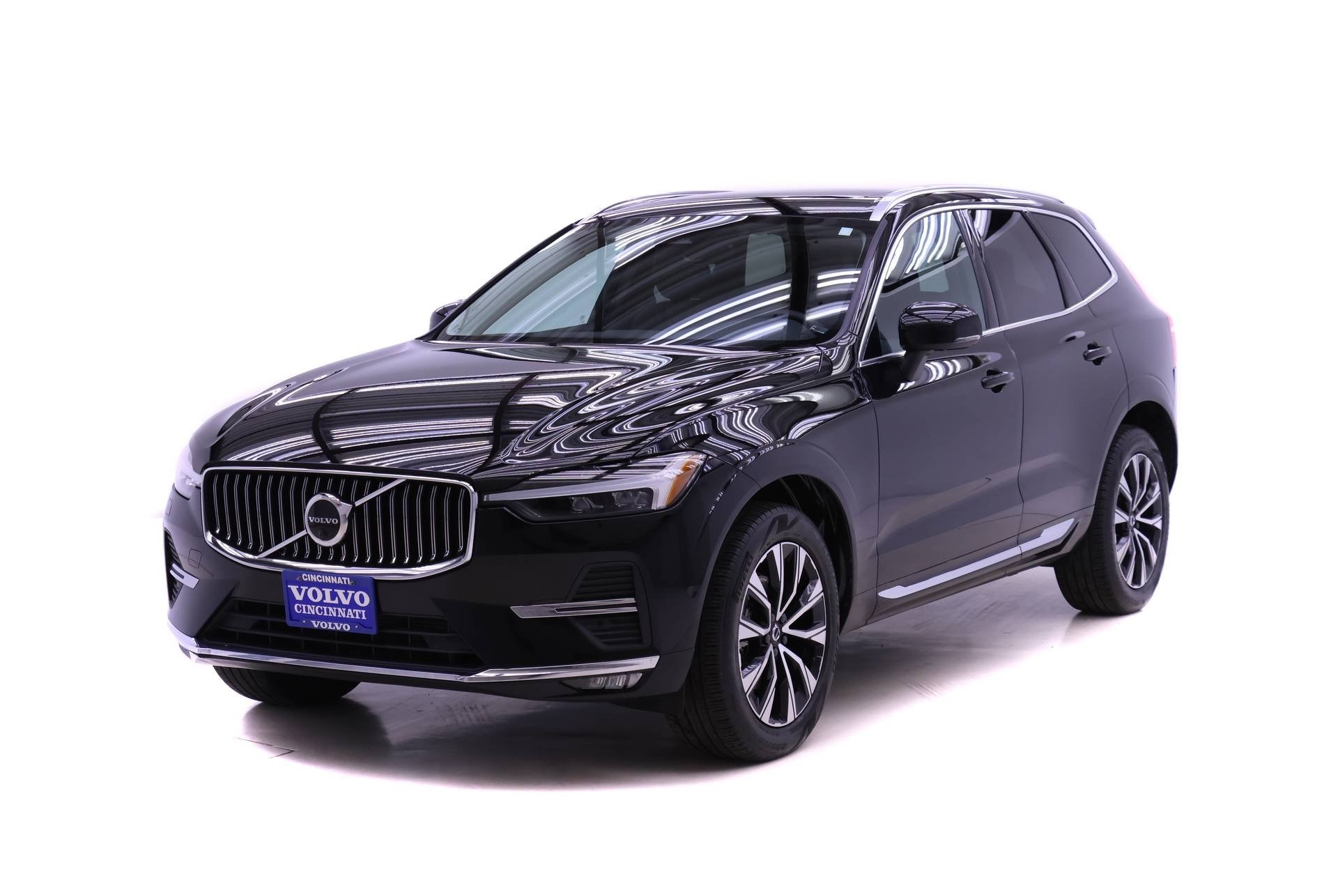 2023 Volvo XC60 Plus