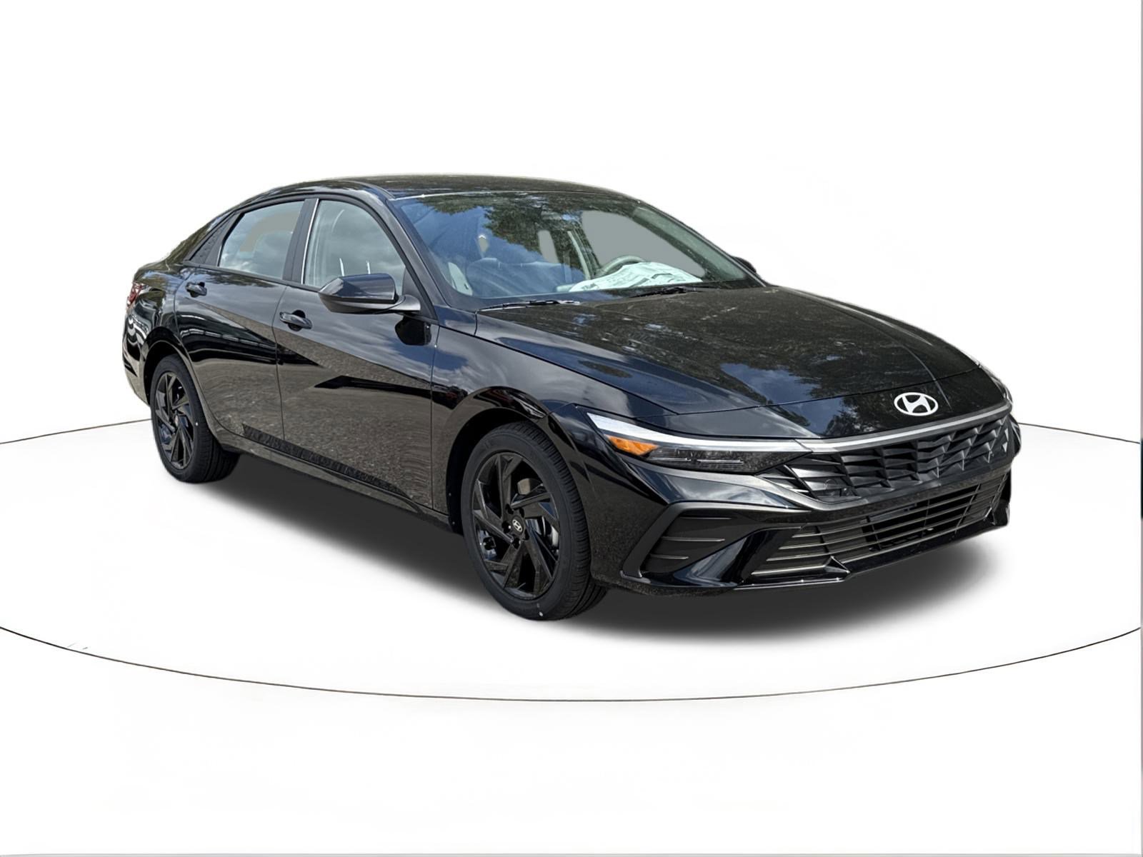 2026 Hyundai Elantra SEL's photo