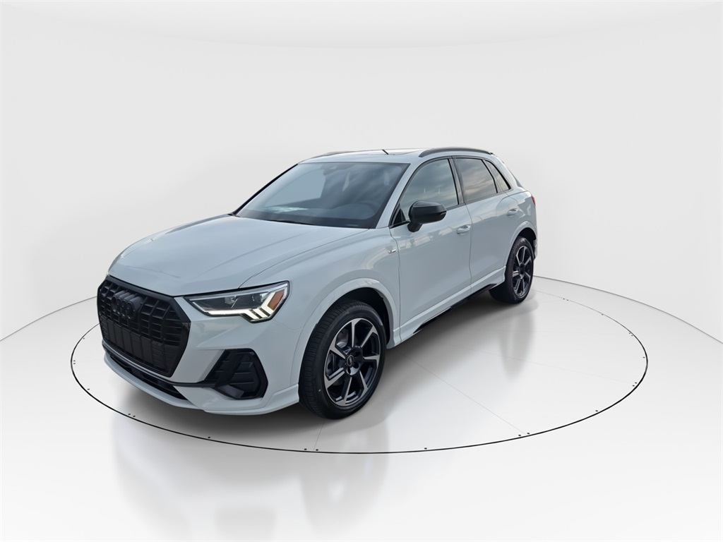 2025 Audi Q3 Premium Plus S line photo 4