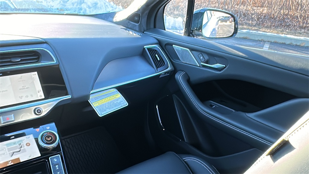 2024 Jaguar I-PACE HSE photo 26