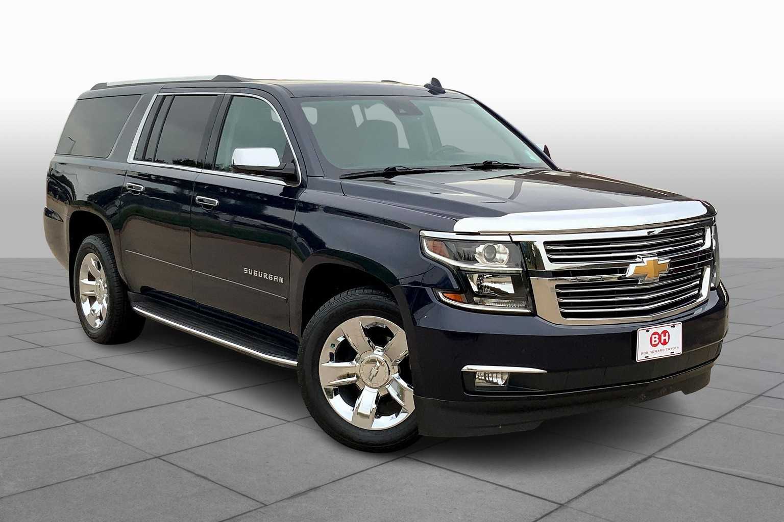2020 Chevrolet Suburban Premier photo 2