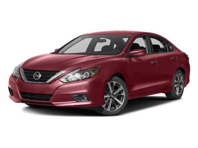 2016 Nissan Altima SR's photo