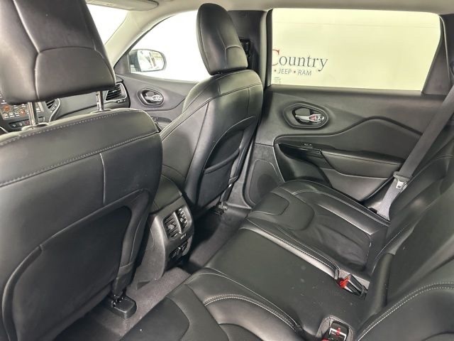 2023 Jeep Cherokee Altitude photo 16