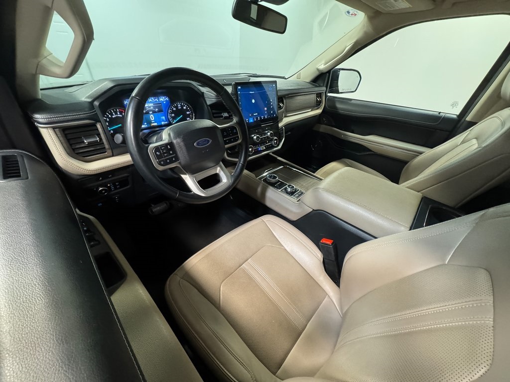2024 Ford Expedition Limited photo 2