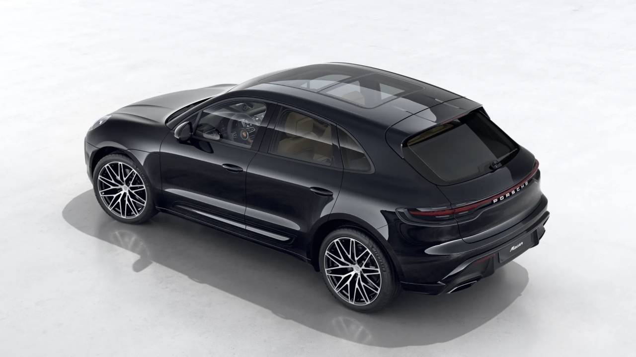 2026 Porsche Macan T photo 4
