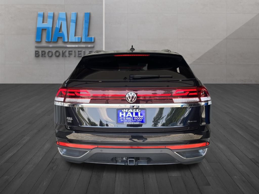 2024 Volkswagen Atlas Cross Sport SE Technology photo 4