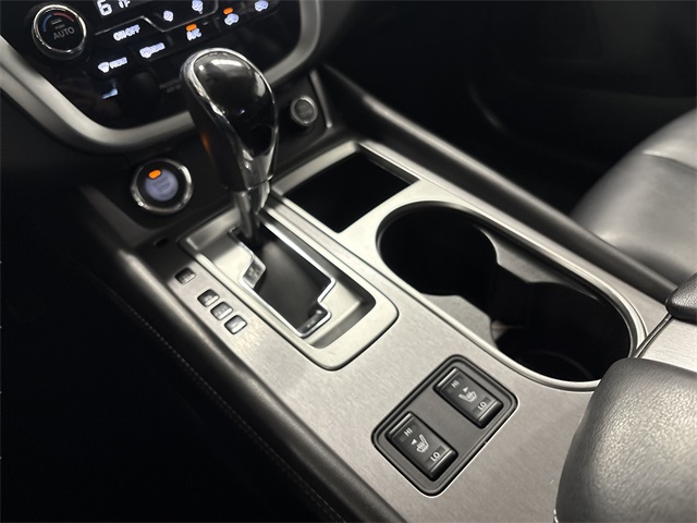2022 Nissan Murano SV photo 21