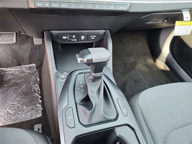 2025 Kia K4 LXS photo 18