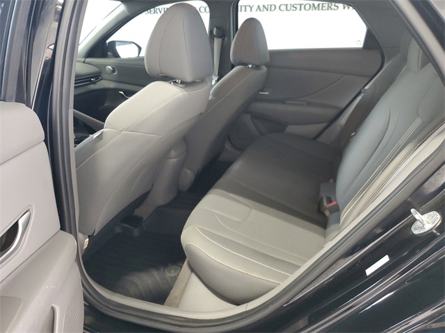2022 Hyundai Elantra SEL Convenience photo 21