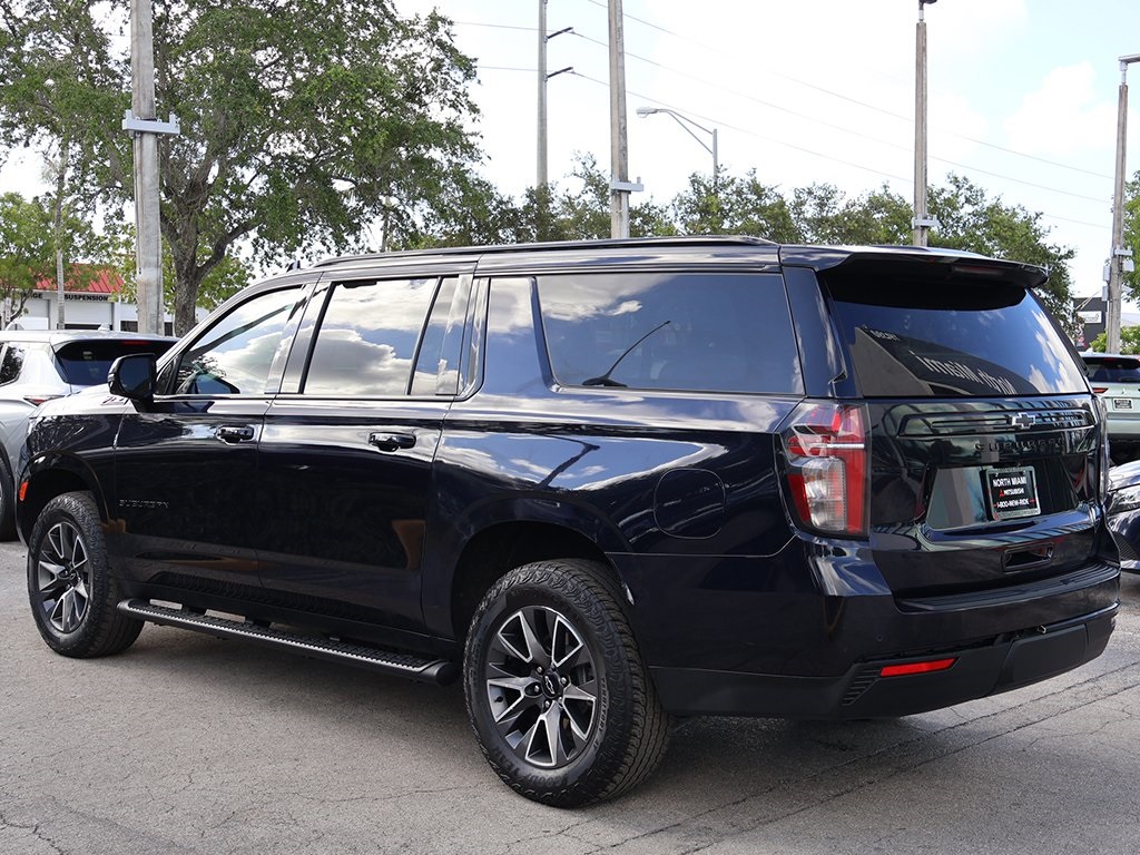 2023 Chevrolet Suburban Z71 photo 10