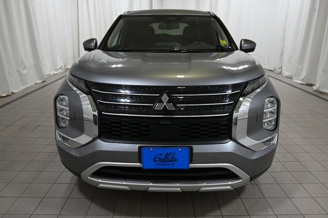 2023 Mitsubishi Outlander PHEV SE photo 15