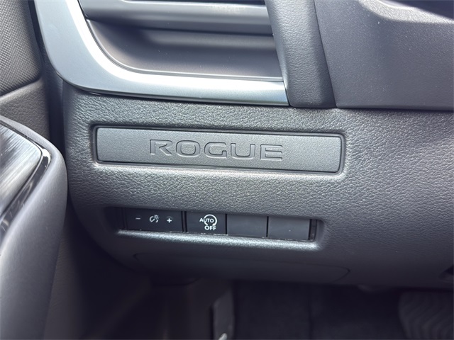 2026 Nissan Rogue S photo 10