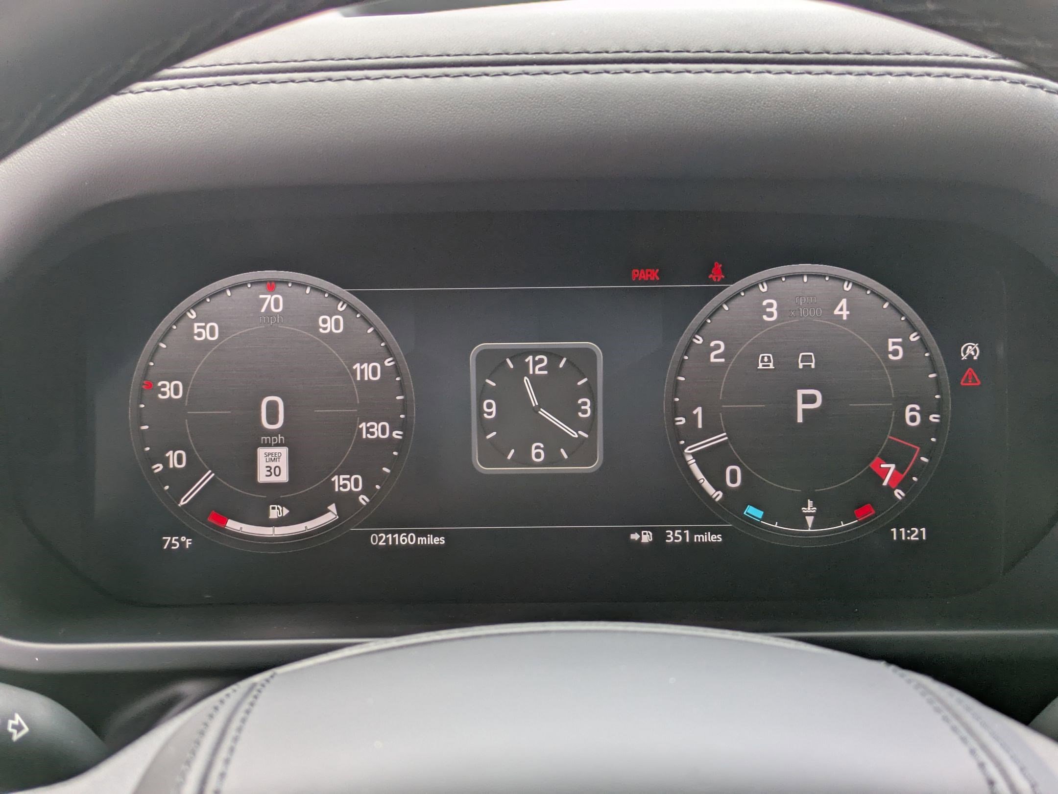 2023 Land Rover Defender 110 photo 13
