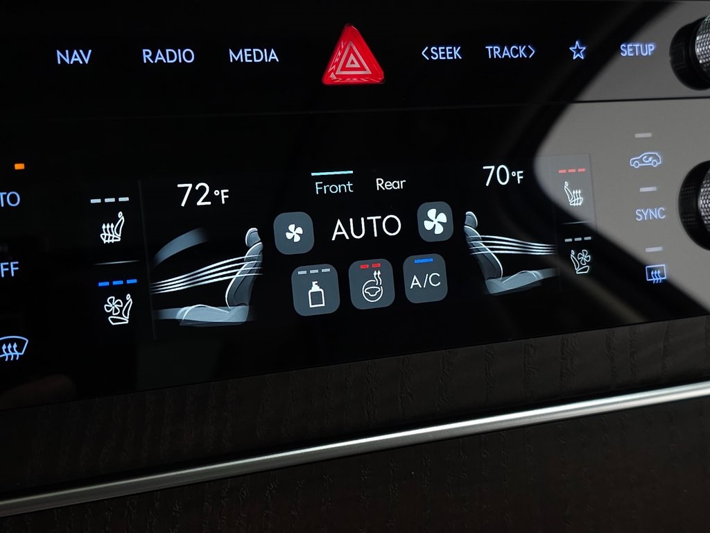 2026 Genesis GV80 2.5T Advanced AWD photo 28