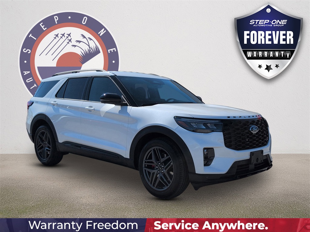 2026 Ford Explorer ST's photo