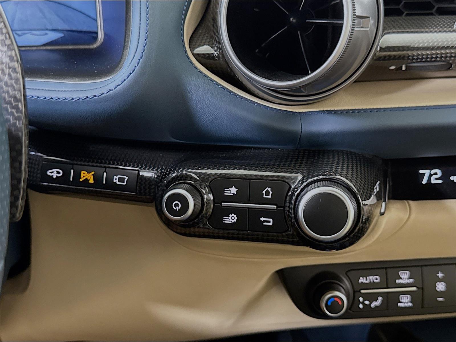 2020 Ferrari 812 Superfast photo 18