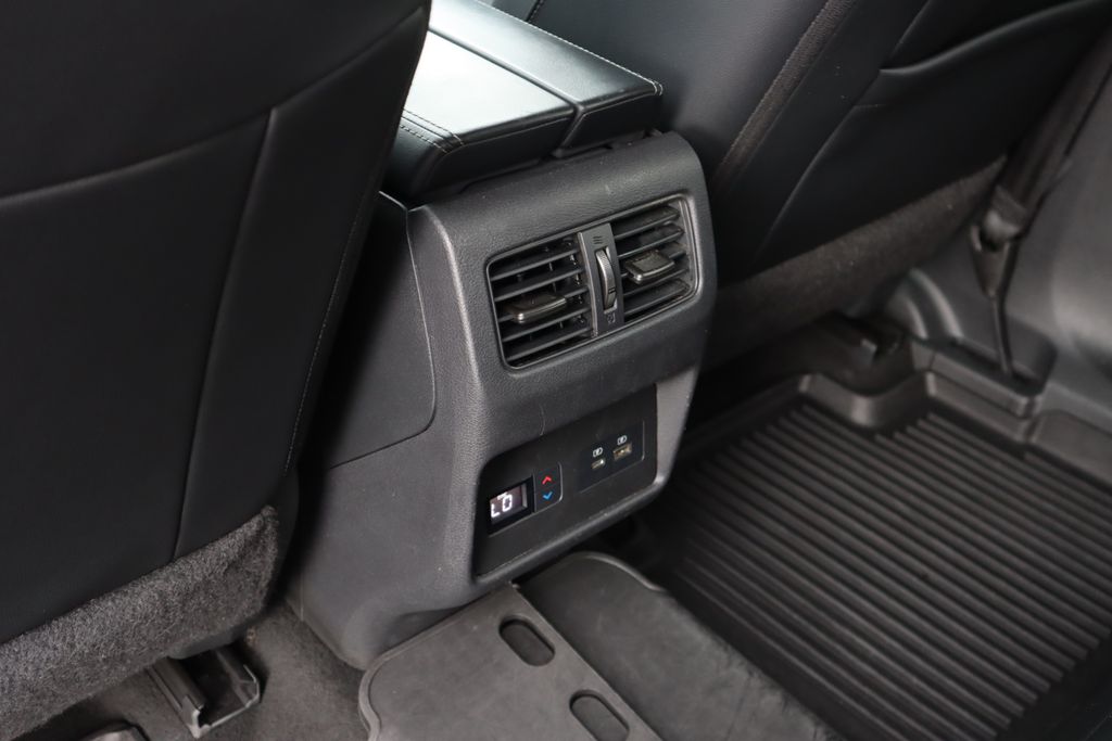 2023 Nissan Rogue SL photo 21