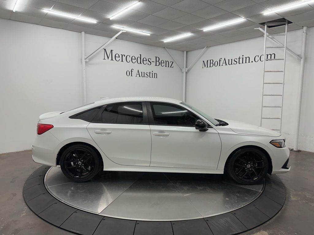 2022 Honda Civic Sport photo 2