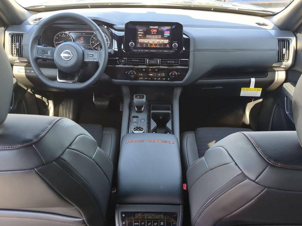 2025 Nissan Pathfinder Rock Creek photo 13