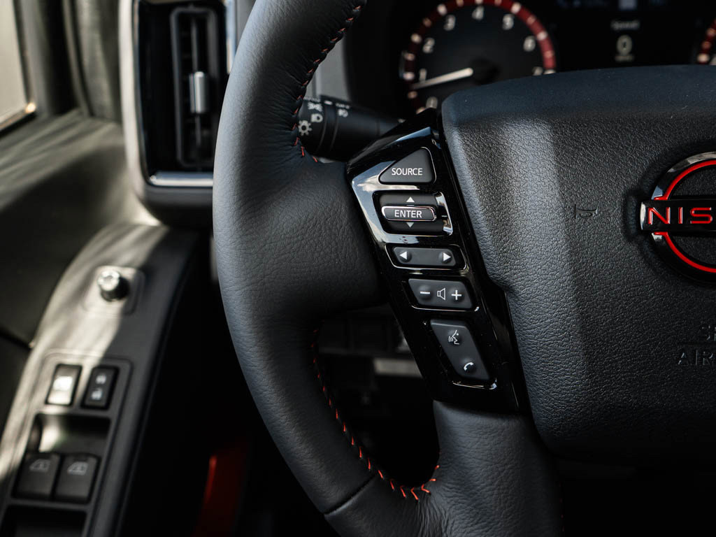 2026 Nissan Frontier PRO-4X photo 16