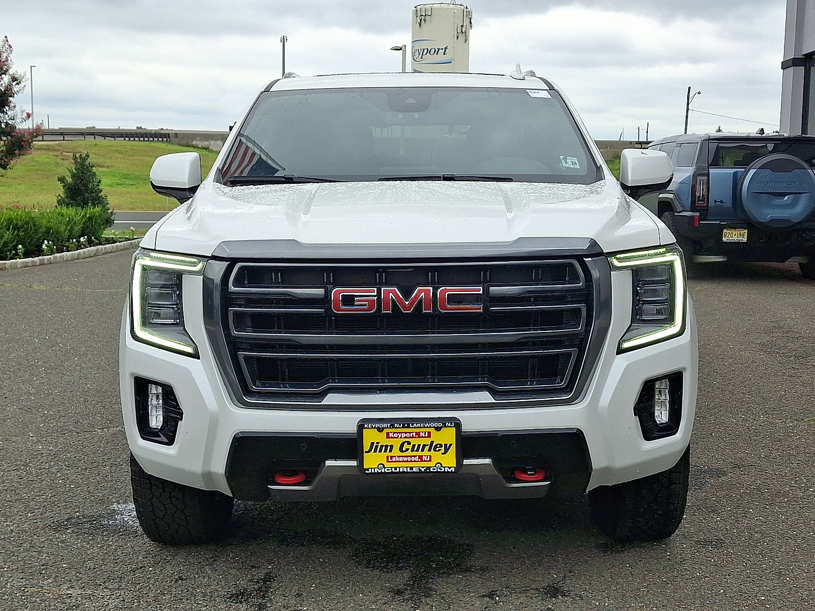 2023 Gmc Yukon AT4 photo 2