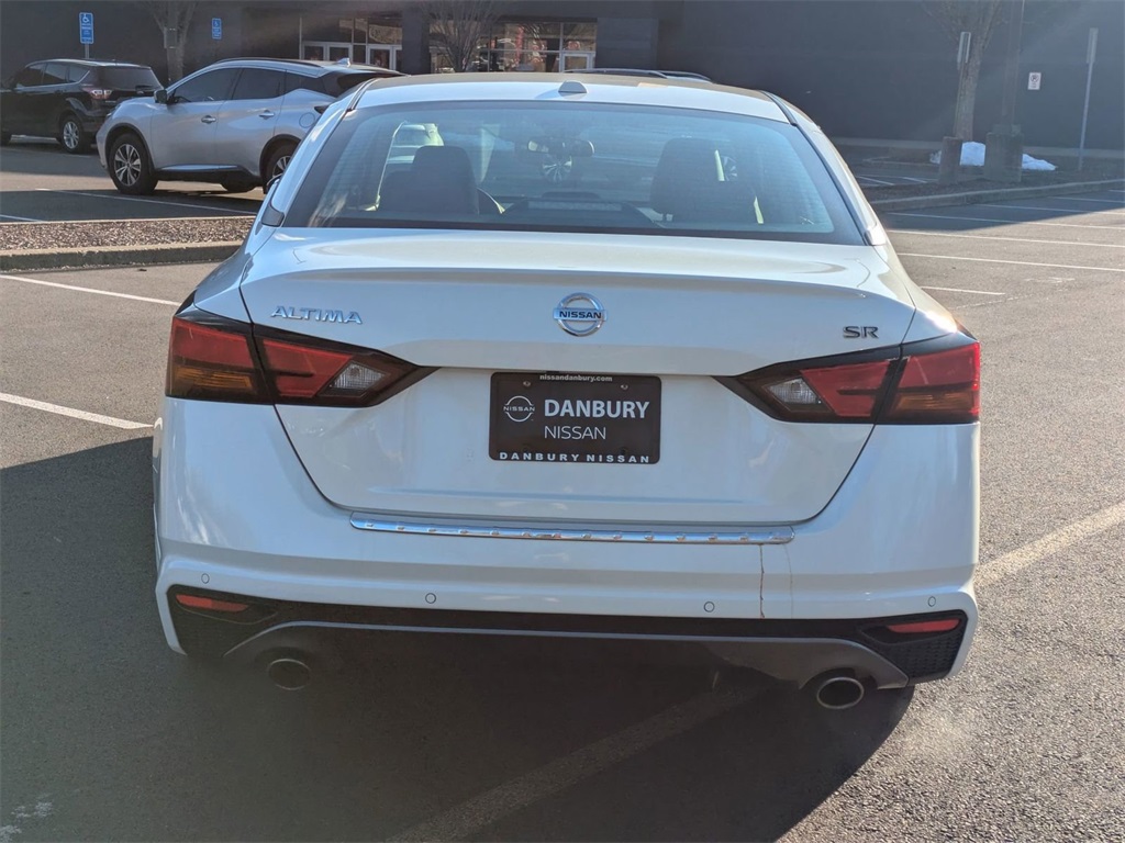 2021 Nissan Altima 2.5 SR photo 4