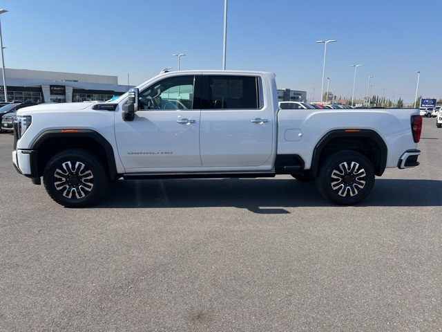 2024 Gmc Sierra HD Denali Ultimate photo 2