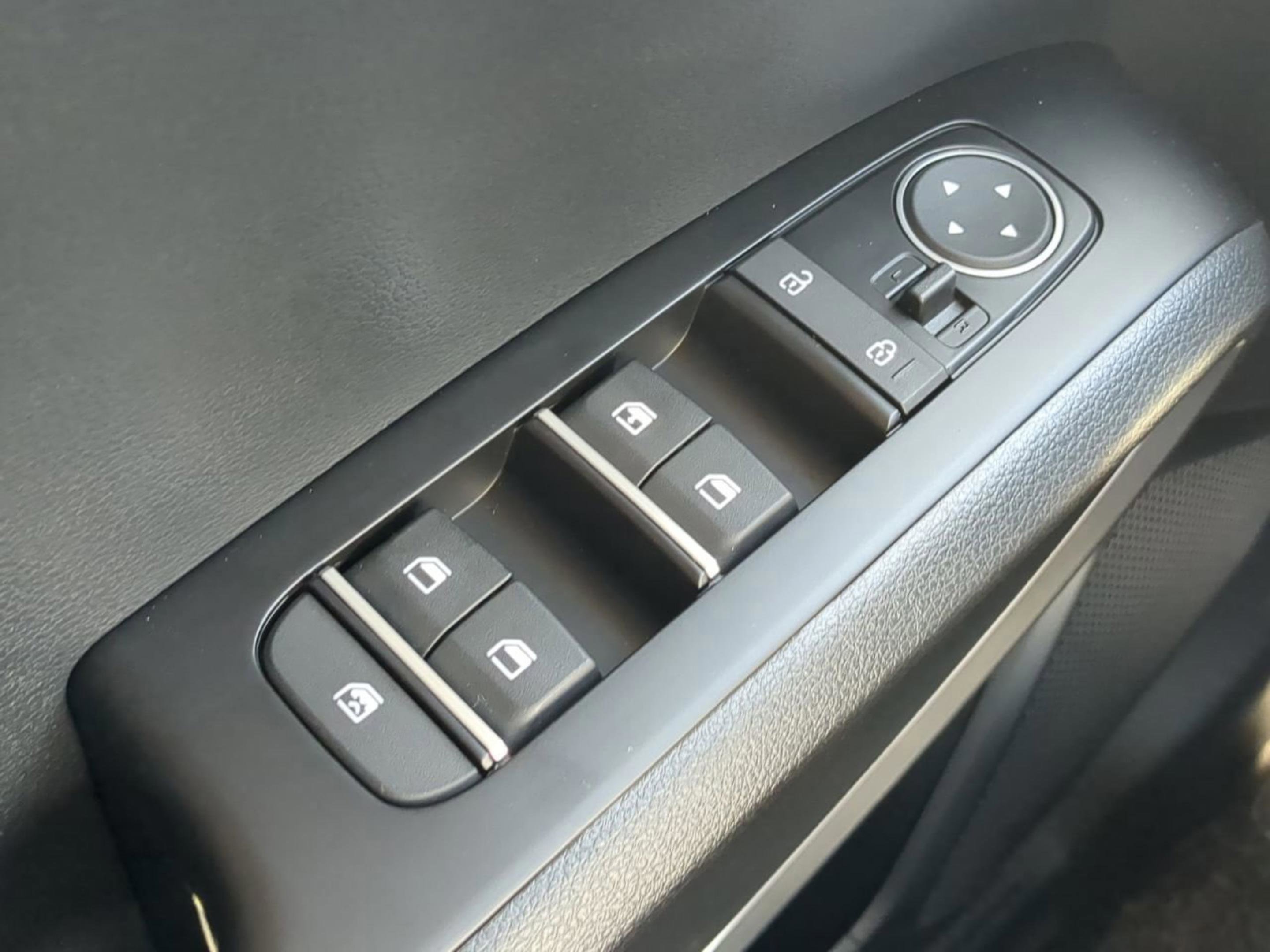 2025 Kia Soul LX photo 23