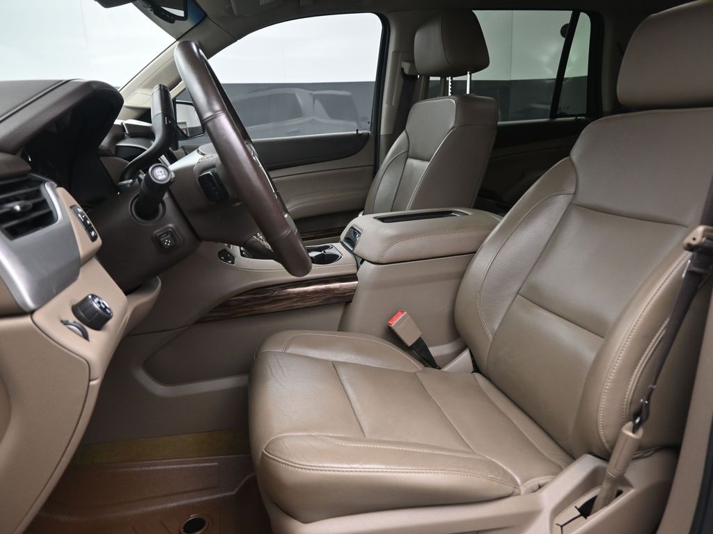 2017 Gmc Yukon SLT photo 22