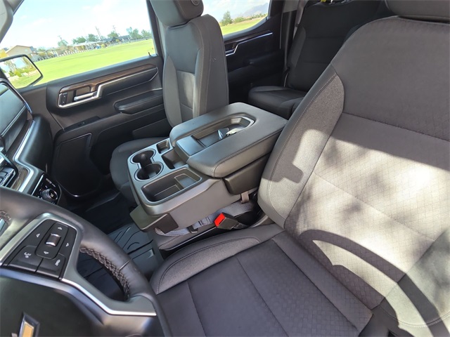 2024 Chevrolet Silverado 1500 LT photo 15