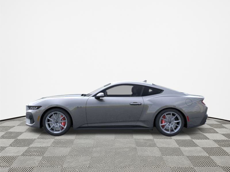 2025 Ford Mustang GT photo 2