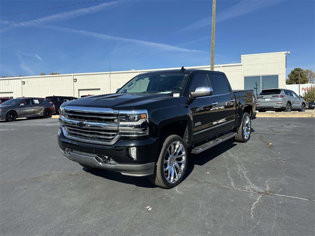 2018 Chevrolet Silverado 1500 High Country photo 3