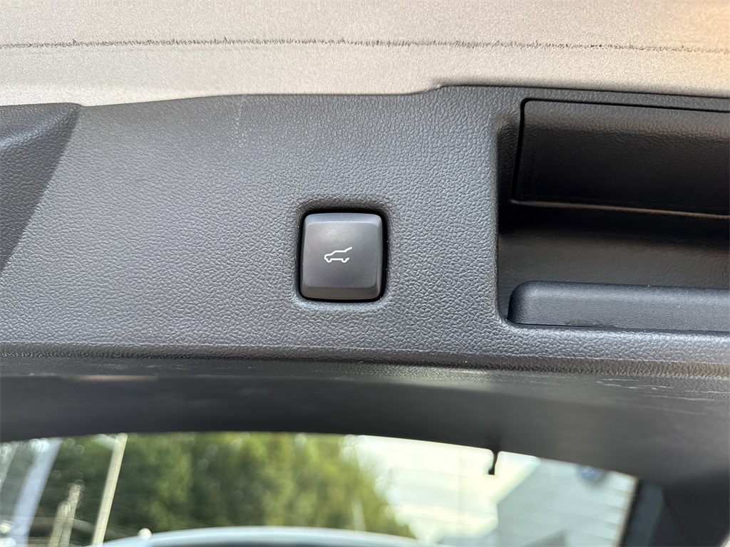 2022 Ford Escape SE photo 31