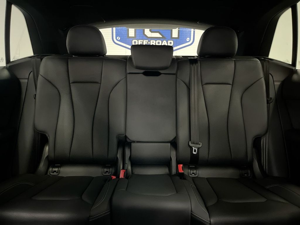 2021 Audi Q8 line Premium Plus photo 21