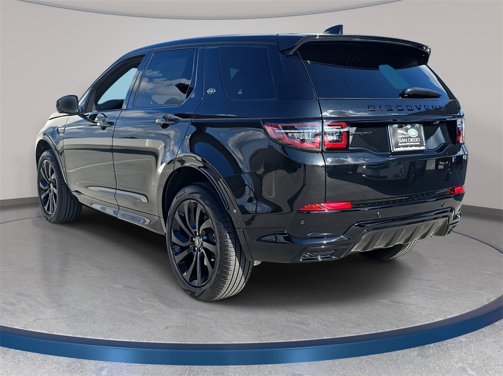 2025 Land Rover Discovery Sport SE photo 2