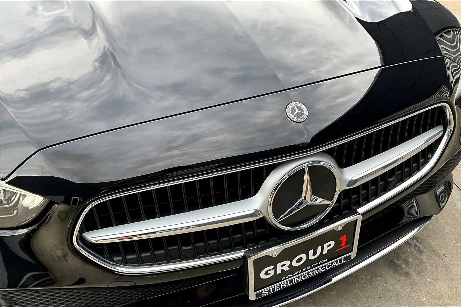 2025 Mercedes Benz C 300 photo 26