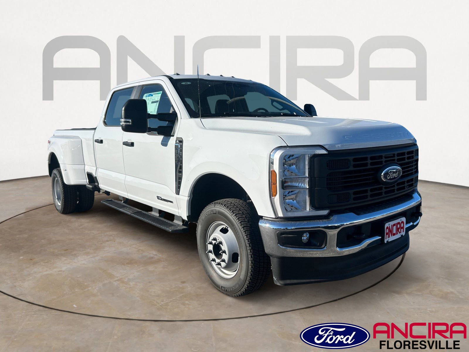 2026 Ford F-350 Super Duty XL's photo
