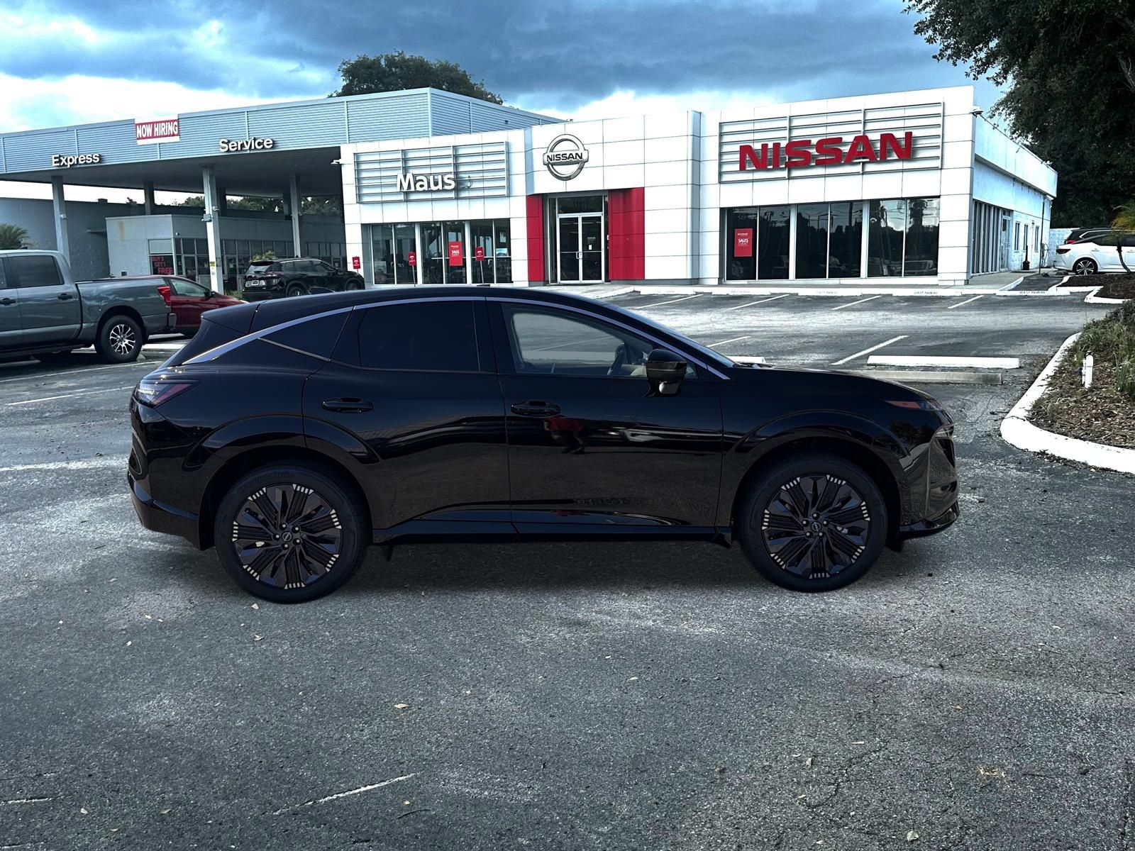 2026 Nissan Murano Platinum photo 2