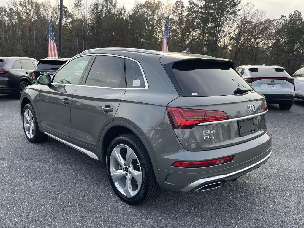 2025 Audi Q5 S line Premium Plus photo 3